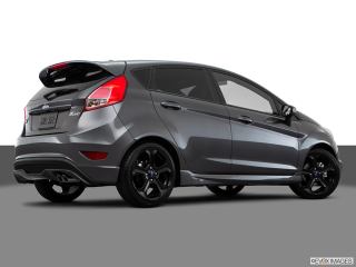 I couldn’t take pictures of the actual car, but this one is close enough to the one I drove. Credit: evox images.
